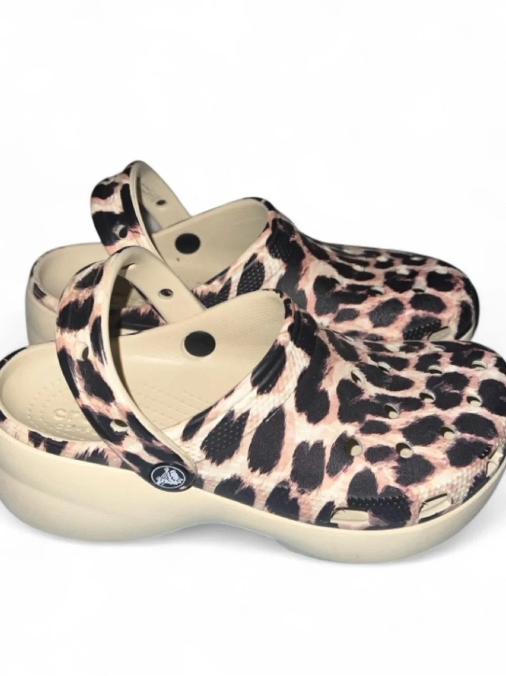 CROCS women’s Leopard Clogs in Pink and Cream